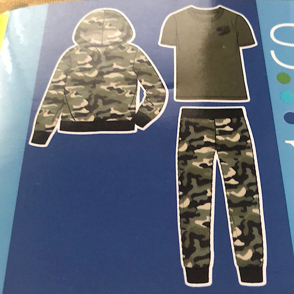 SAINT EVE 3 PIECE SLEEPWEAR SET